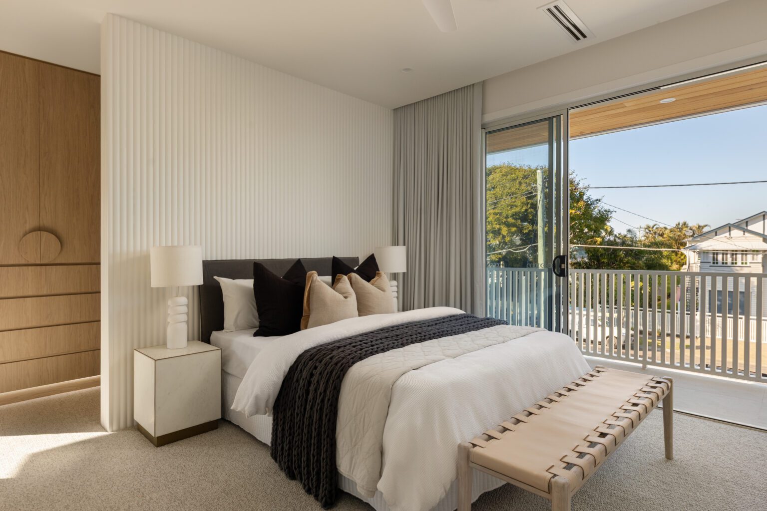 Wynnum New Build with Bay Views project photograph 8